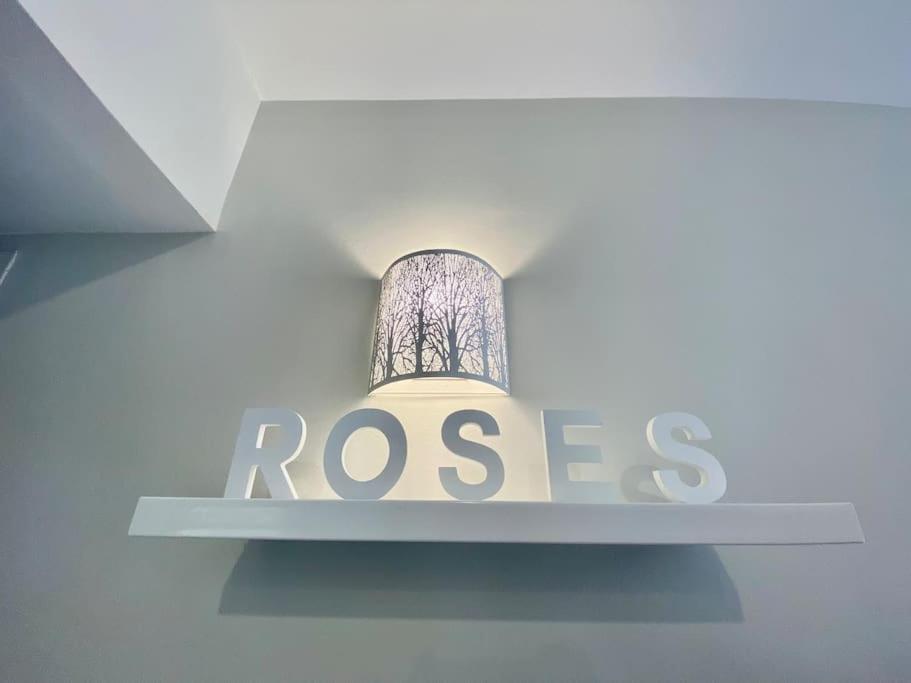Piso De 2 Habitaciones, 3 Piscinas Y Cerca Del Mar Roses Eksteriør bilde